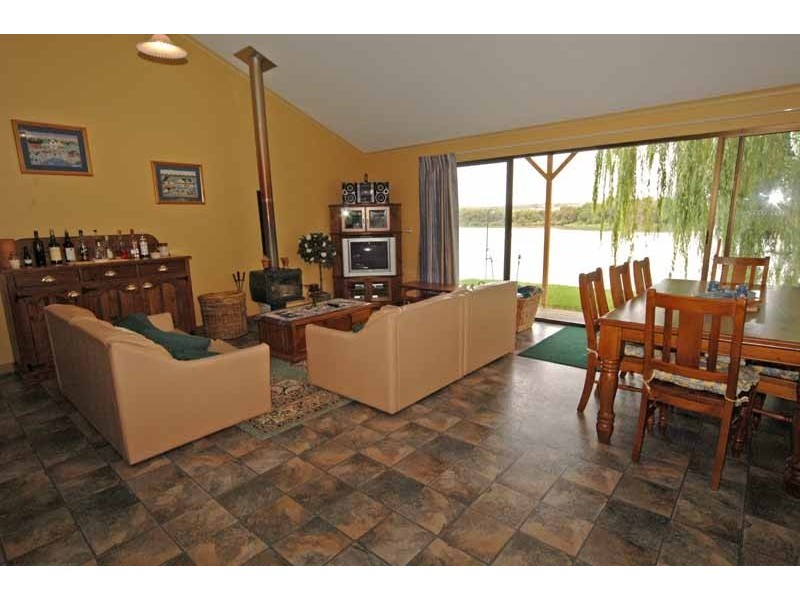 Lot 8 Willowbanks Way, Murray Bridge SA 5253