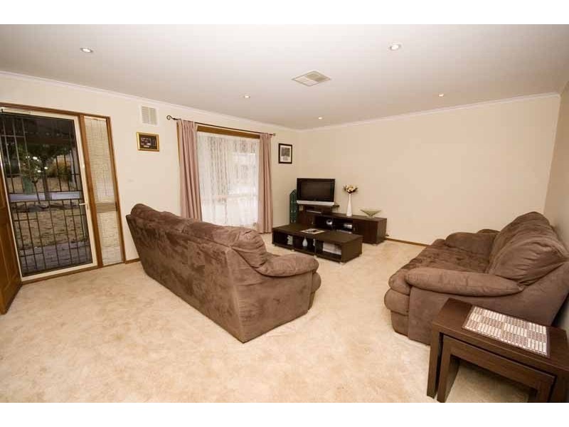 5 Ware Close, Mount Barker SA 5251