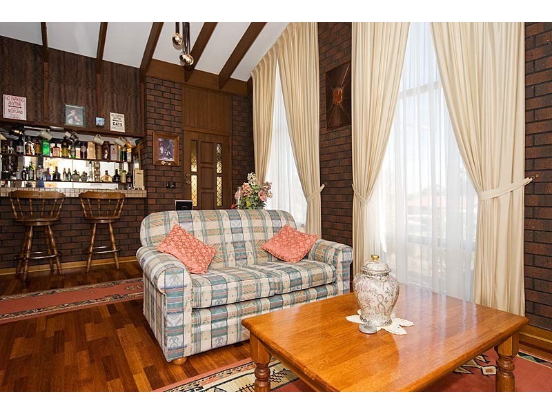 10 Veronica Street, Aberfoyle Park SA 5159