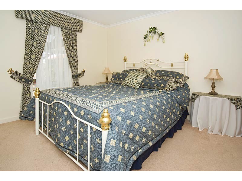 10 Veronica Street, Aberfoyle Park SA 5159