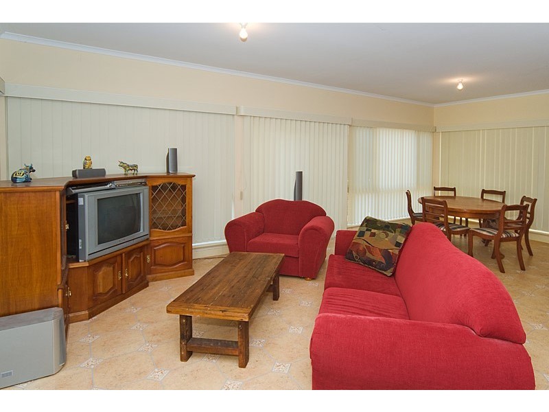 4 Mt Malvern Road, Chandlers Hill SA 5159