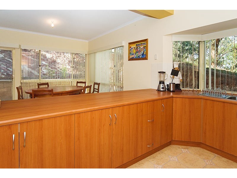 4 Mt Malvern Road, Chandlers Hill SA 5159