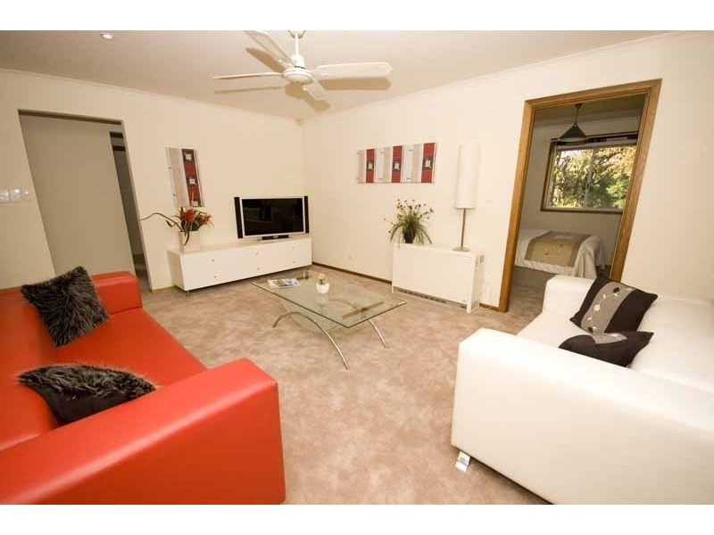 6 Carr Street, Mount Barker SA 5251
