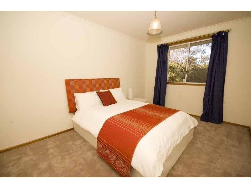 6 Carr Street, Mount Barker SA 5251