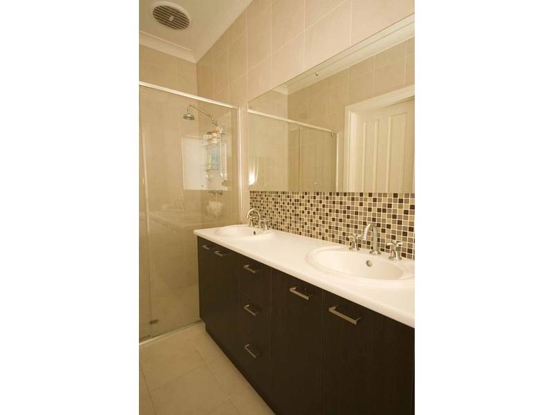 18 Sheridan Court, Mount Barker SA 5251