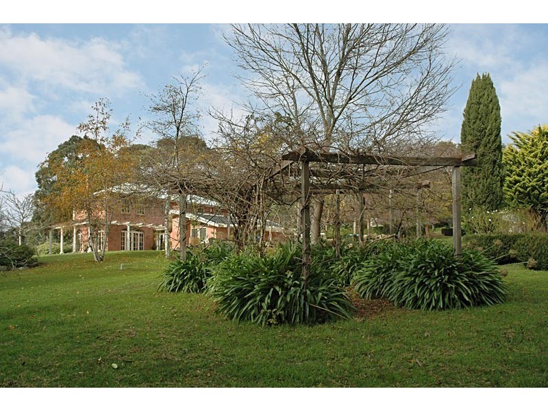 3 Nara Road, Stirling SA 5152