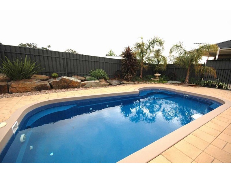 8 Reuben Pope Court, Mount Barker SA 5251