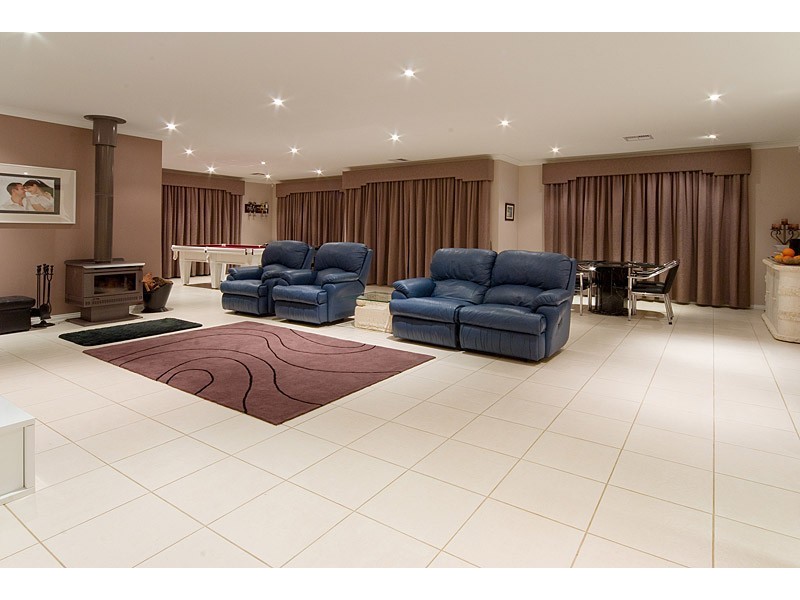 5 Claret Ash Drive, Mount Barker SA 5251
