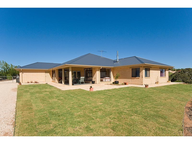16 Ferguson Court, Mount Barker SA 5251