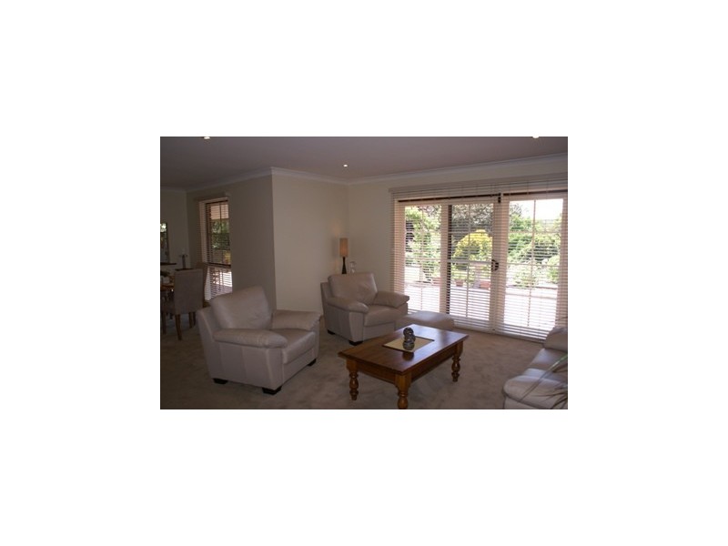 18 Pike Street, Oakbank SA 5243