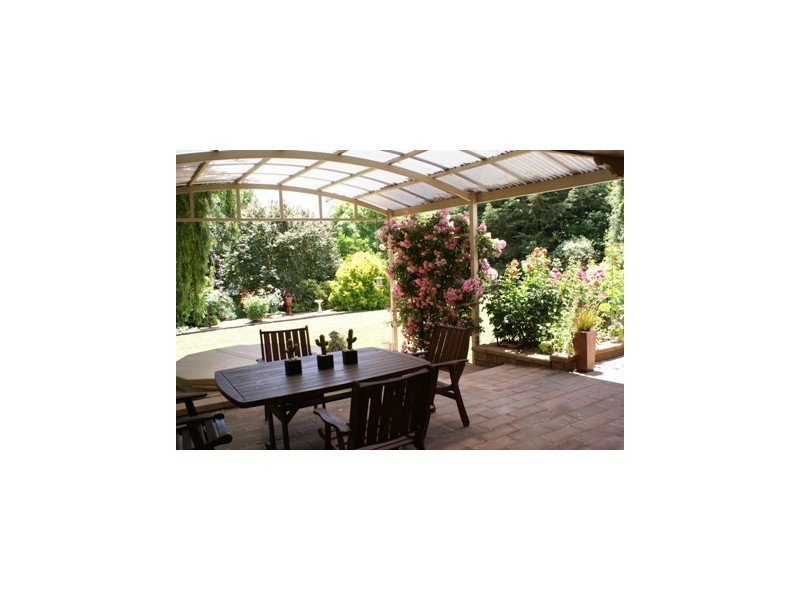 18 Pike Street, Oakbank SA 5243