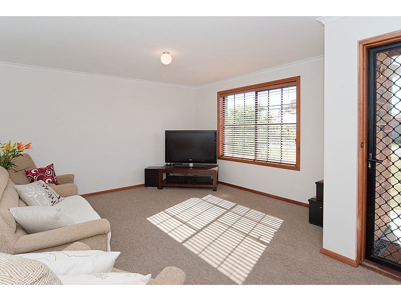 5a Sawyer Crescent, Mount Barker SA 5251