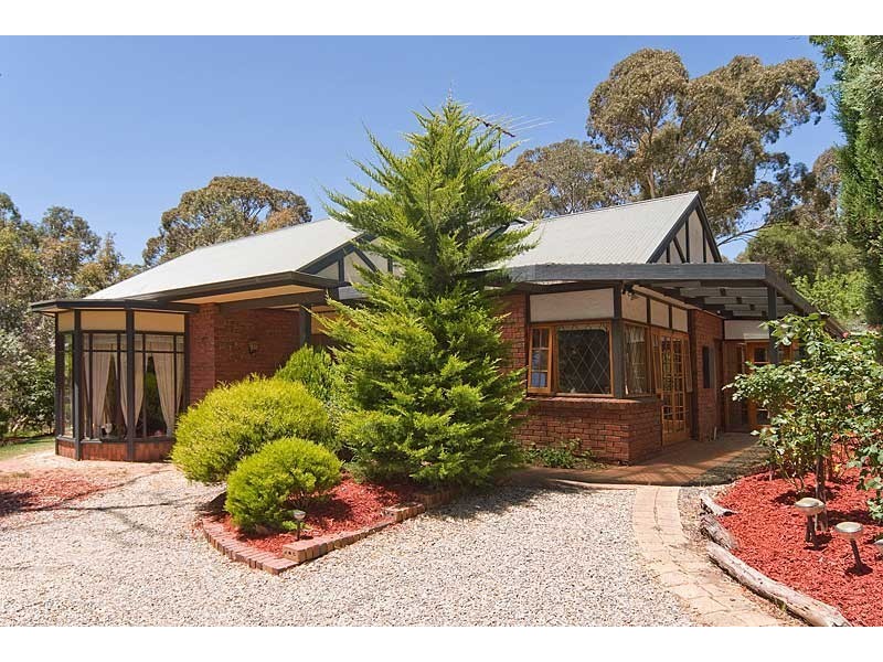 11 Wirrinilla Drive, Macclesfield SA 5153