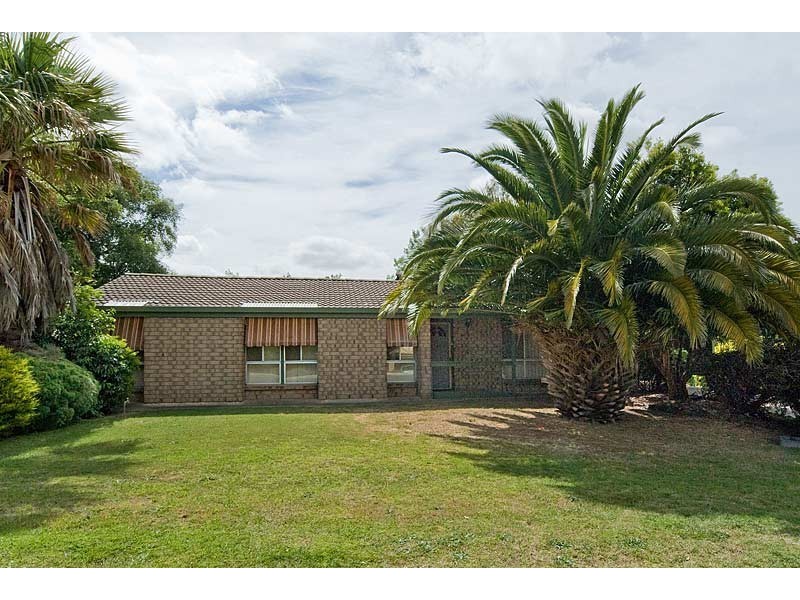 27 Victoria Road, Mount Barker SA 5251