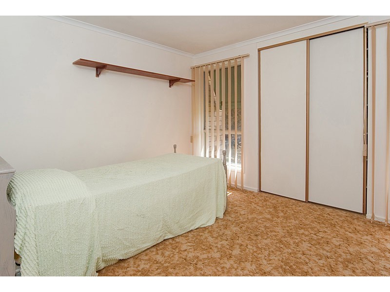 27 Victoria Road, Mount Barker SA 5251