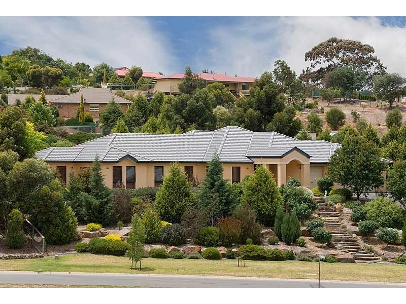 18 Burnbank Way, Mount Barker SA 5251