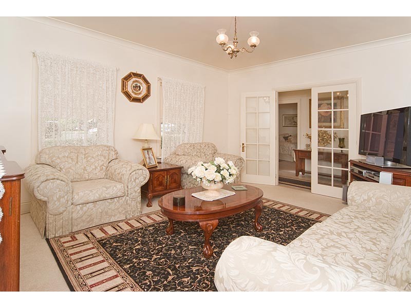 2 Hereford Avenue, Hahndorf SA 5245