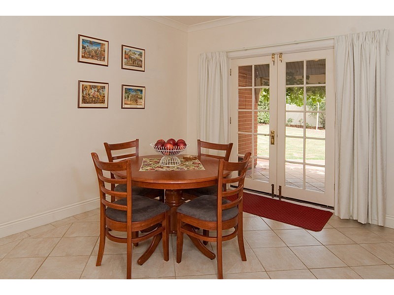 2 Hereford Avenue, Hahndorf SA 5245