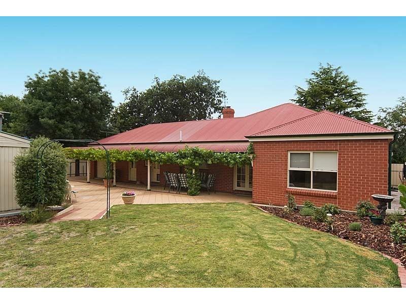 2 Hereford Avenue, Hahndorf SA 5245