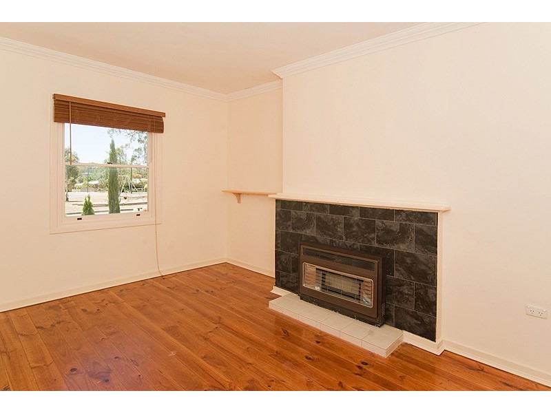 8 Jubilee Crescent, Mount Barker SA 5251