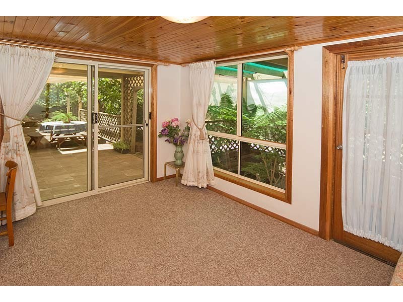 10 Lewis Avenue, Mount Barker SA 5251