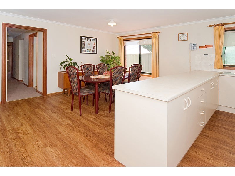 6 Dutch Close, Mount Barker SA 5251