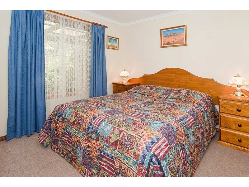 6 Dutch Close, Mount Barker SA 5251