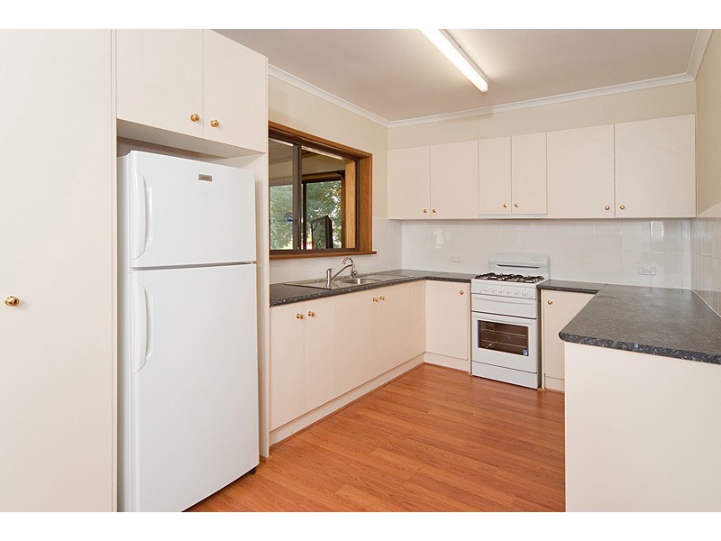 12 Victoria Road, Mount Barker SA 5251