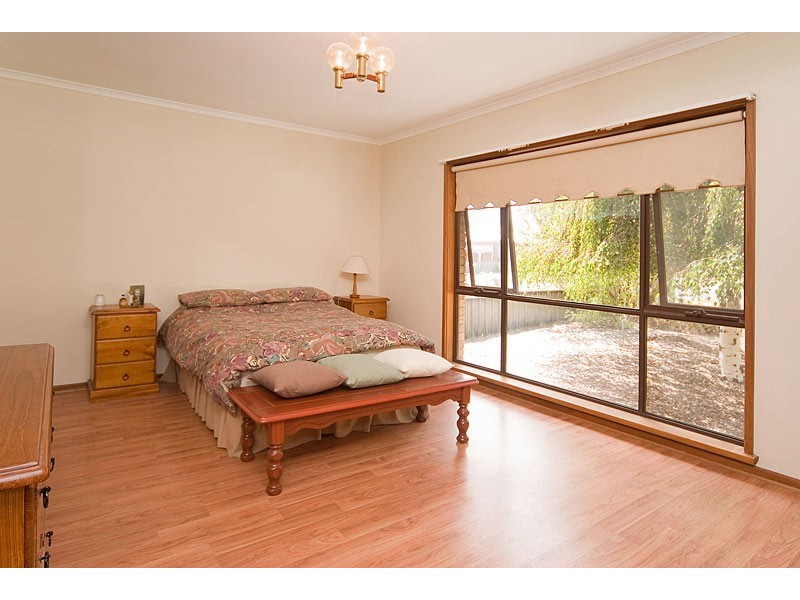 12 Victoria Road, Mount Barker SA 5251