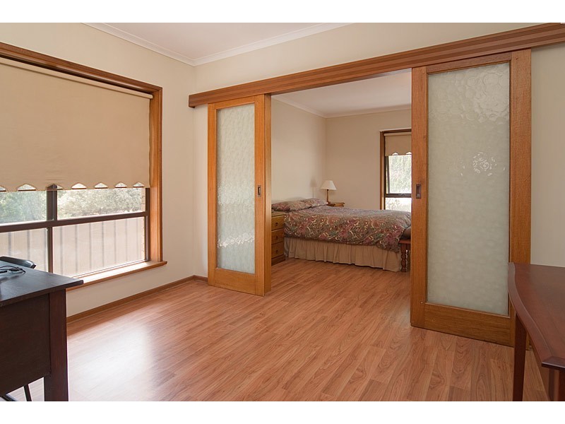 12 Victoria Road, Mount Barker SA 5251