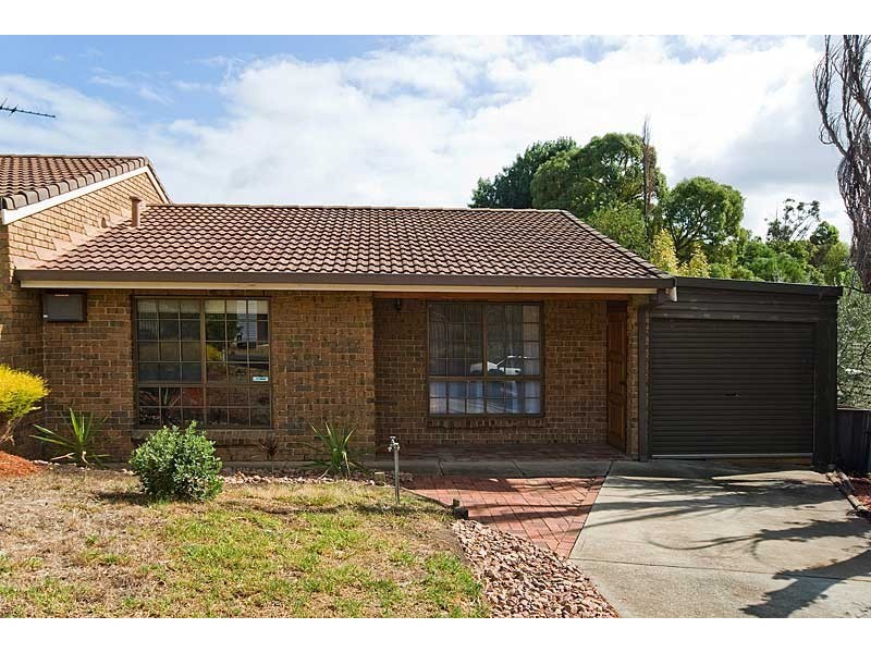 2/1 Ween Avenue, Happy Valley SA 5159