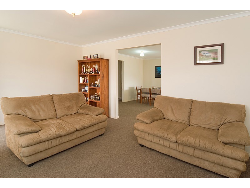 73 Strathmont Drive, Strathalbyn SA 5255