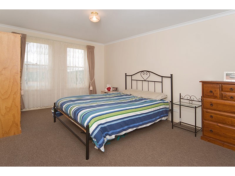 73 Strathmont Drive, Strathalbyn SA 5255