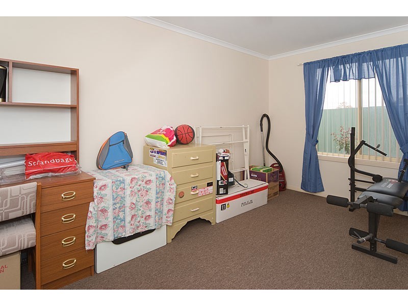 73 Strathmont Drive, Strathalbyn SA 5255