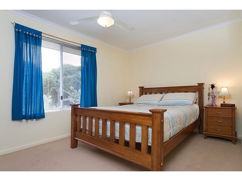 30 Lewis Avenue, Mount Barker SA 5251