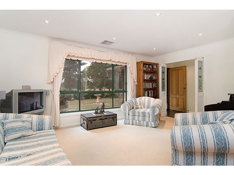 24 Hartman Road, Mount Barker SA 5251