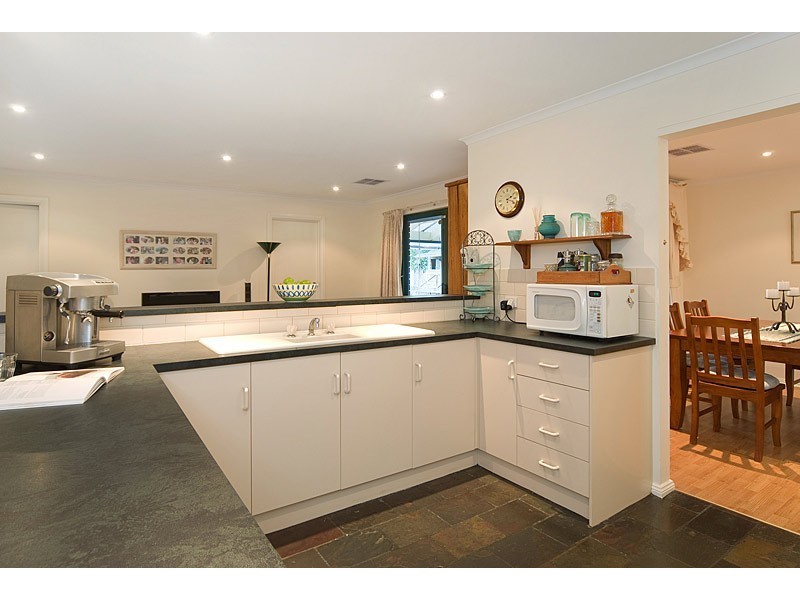 24 Hartman Road, Mount Barker SA 5251