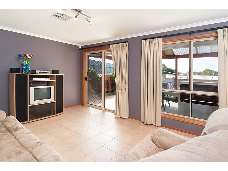 94 Hurling Drive, Mount Barker SA 5251