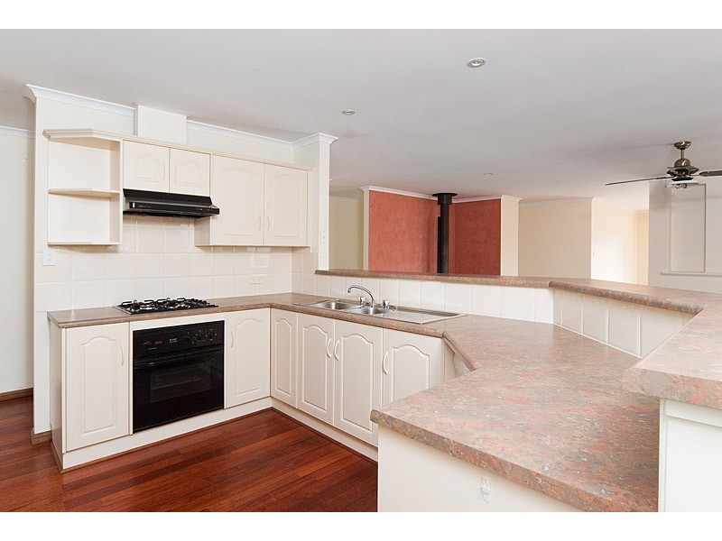 12 Cowan Avenue, Littlehampton SA 5250