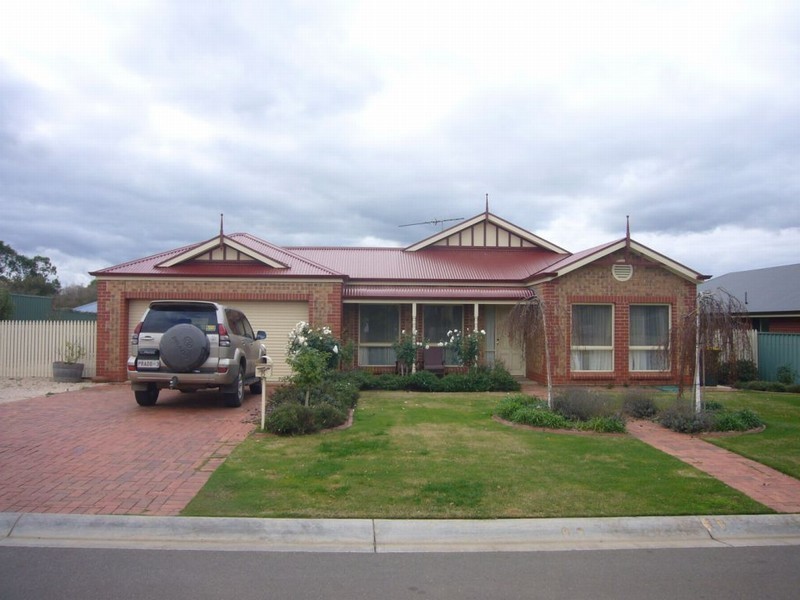 8 Strathcona Glen, Strathalbyn SA 5255