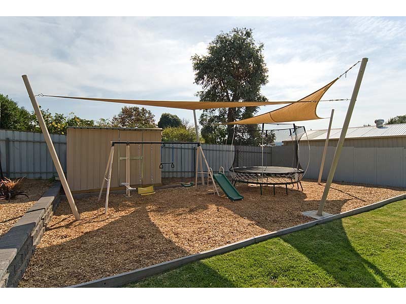 94 Hurling Drive, Mount Barker SA 5251