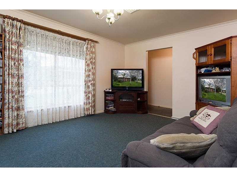 9 Carr Street, Mount Barker SA 5251