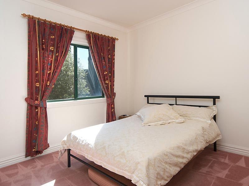 39 Adelaide Road, Mount Barker SA 5251