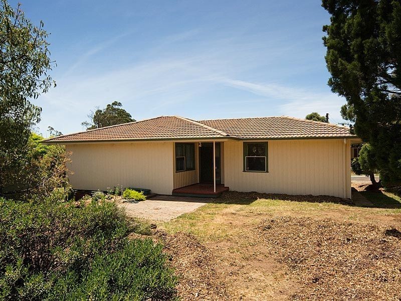 12 Armstrong Street, Mount Barker SA 5251