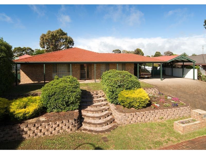 18 Gallasch Drive, Mount Barker SA 5251
