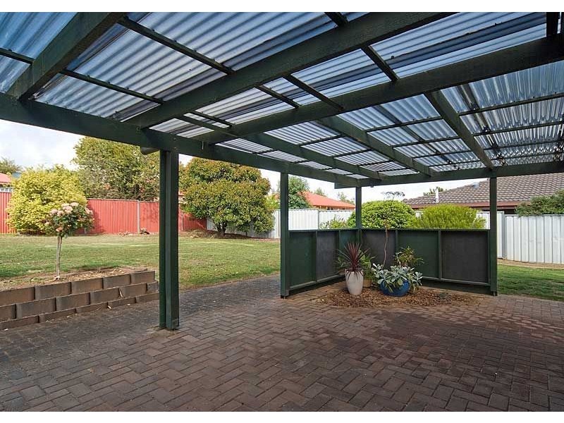 18 Gallasch Drive, Mount Barker SA 5251