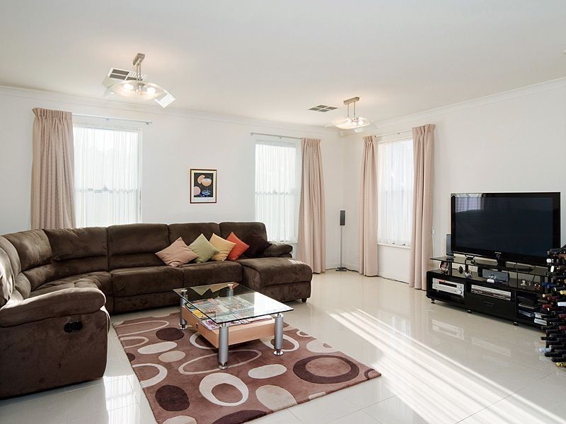 15 Yaktanga Way, Mount Barker SA 5251