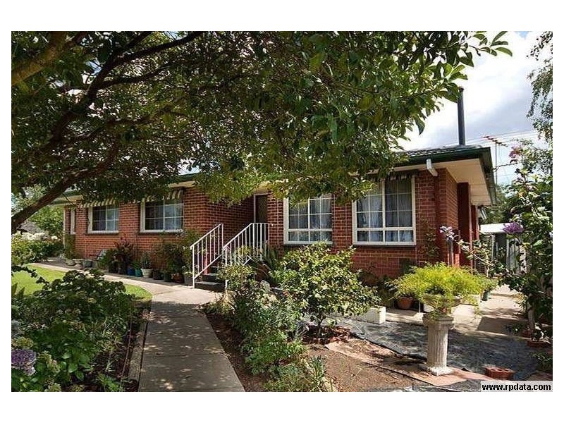2 Dumas Street, Mount Barker SA 5251