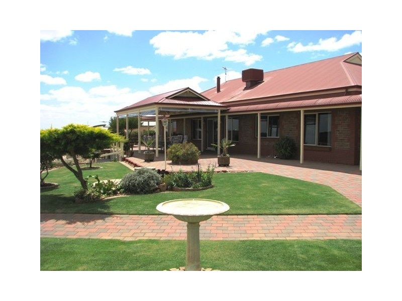 18 & 19 Arnold Court, Nildottie SA 5238