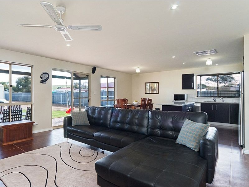 6 Hannam Street, Callington SA 5254